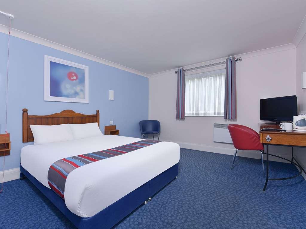 Travelodge Basildon וויקפורד חדר תמונה