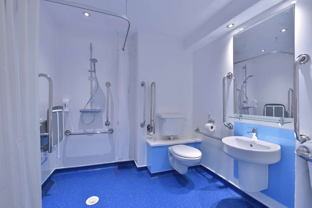 Travelodge Basildon וויקפורד חדר תמונה